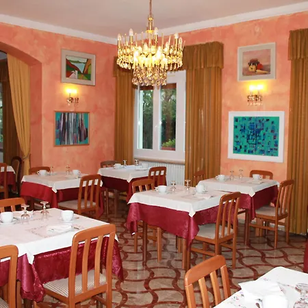 Paradiso Hotel