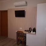 Paradiso Отель Maccagno