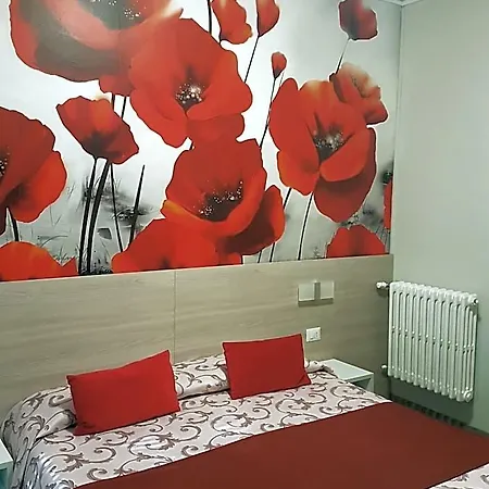 Paradiso Hotel 3*
