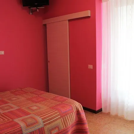 Paradiso Hotel