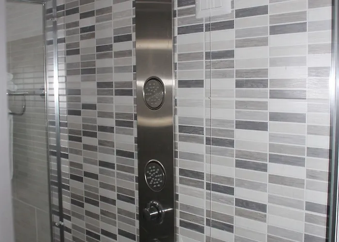 호텔 Paradiso Maccagno